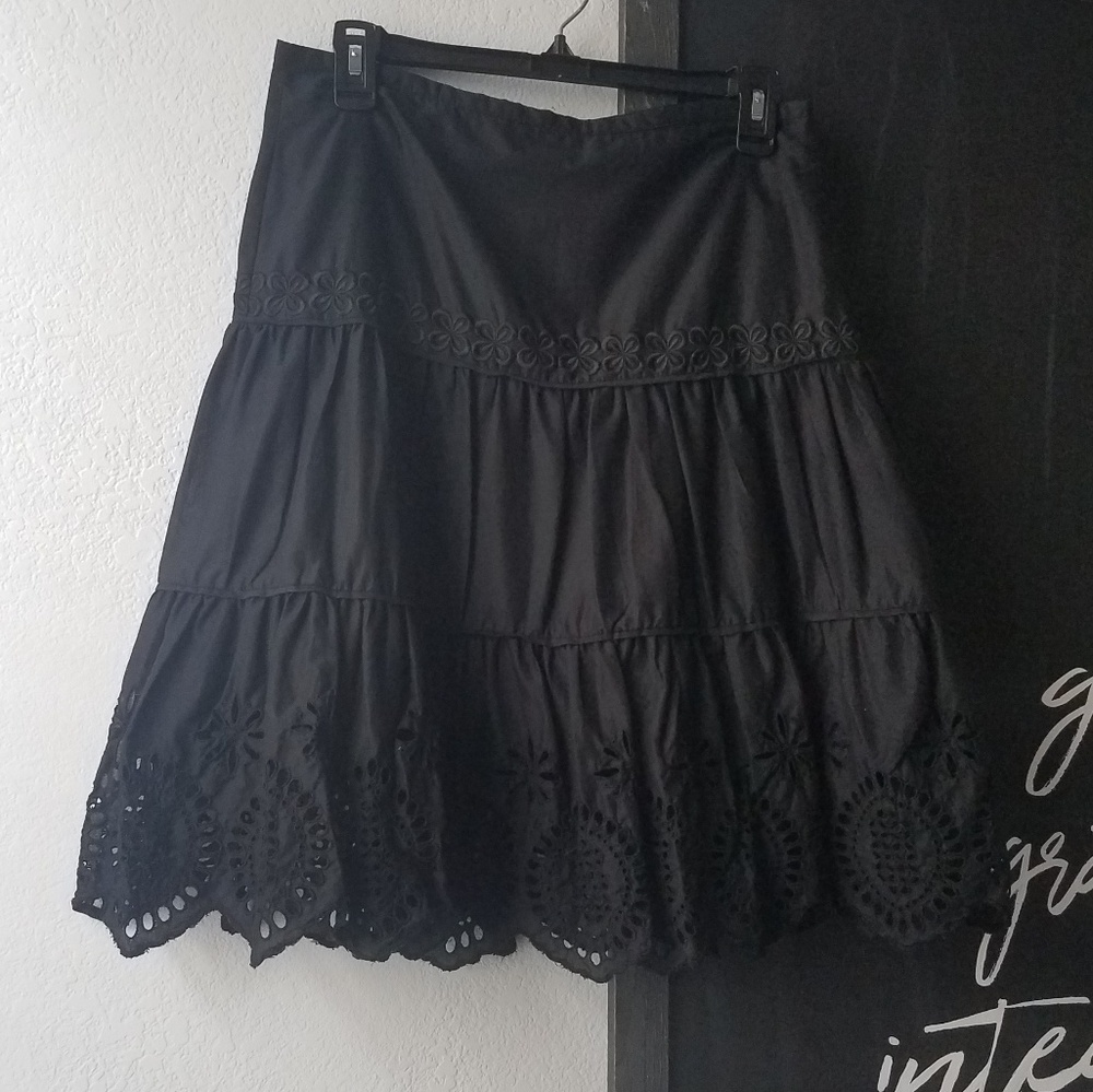 The Limited black scalloped skirt eyelet floral
